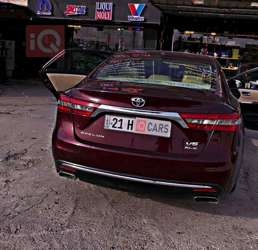 تويوتا أفالون